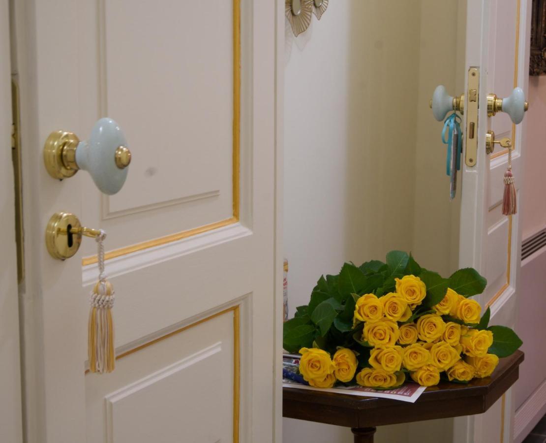 Domus Aurea Bed & Breakfast Montalbano Elicona Luaran gambar