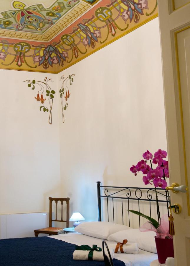 Domus Aurea Bed & Breakfast Montalbano Elicona Luaran gambar