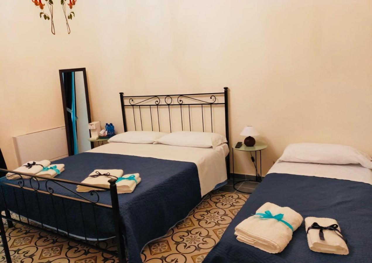 Domus Aurea Bed & Breakfast Montalbano Elicona Luaran gambar